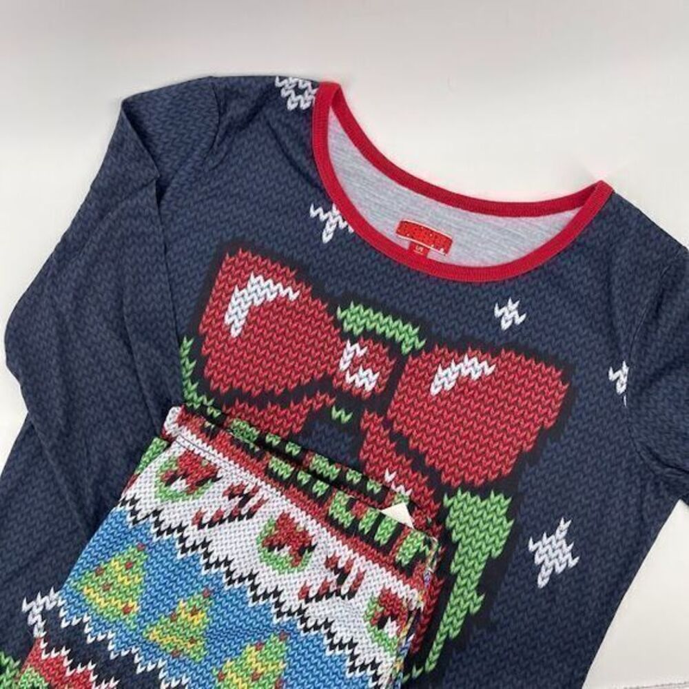 Festive Pajama Set with‎ Large Red Bow Design Long Sleeve Holiday Top L/G